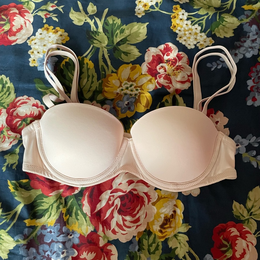 Victorias Secret Nude Push-up Bra